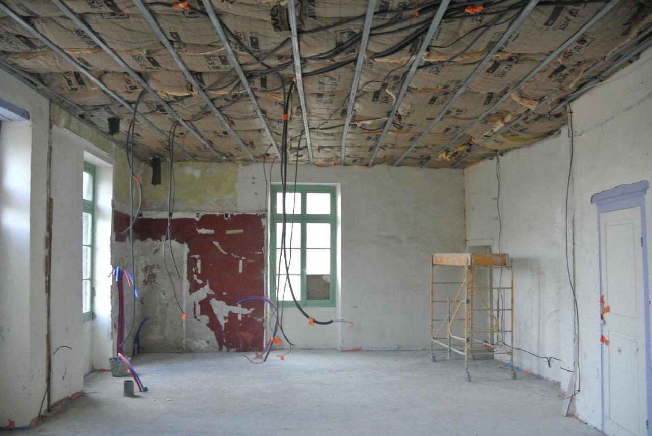Appartement Spacieux Et Confortable La Roche-de-Glun المظهر الخارجي الصورة
